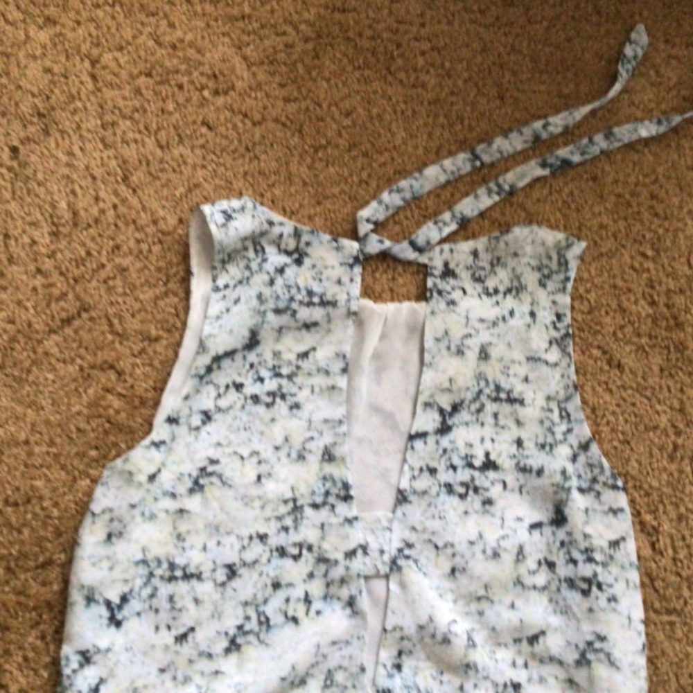 Tank top - Picture 3 of 4